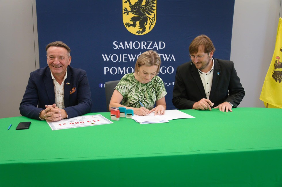 Wyremontowane zostaną drogi dla rolników - ponad 8,6 mln zł dla 68 pomorskich gmin.