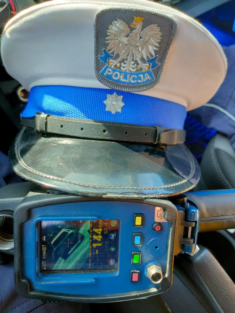 Powiat sztumski. W terenie zabudowanym jechał 144 km/h – stracił prawo jazdy.