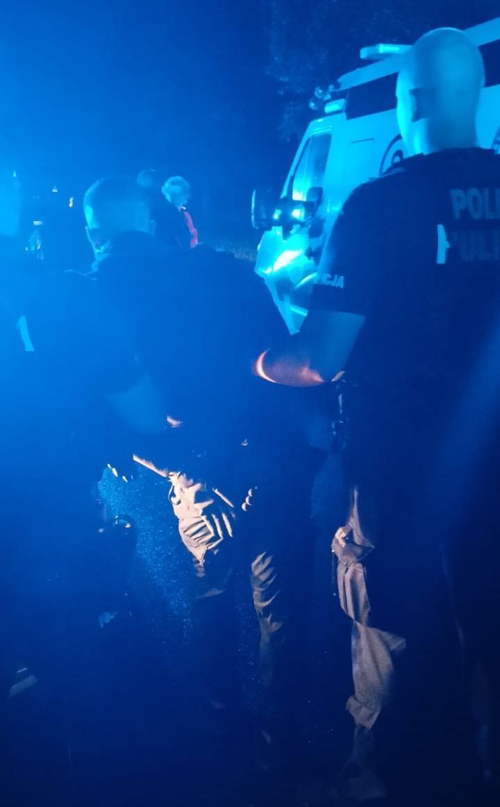 Nowy Dwór Gdański. Okradli salon gier i uciekali przed policją.
