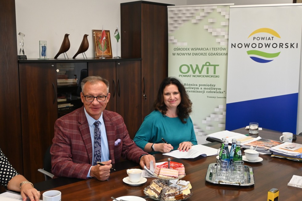 Nowy Dwór Gdański. 750 tys. zł dofinansowania dla Ośrodka Wsparcia i Testów – podpisano stosowną umowę.