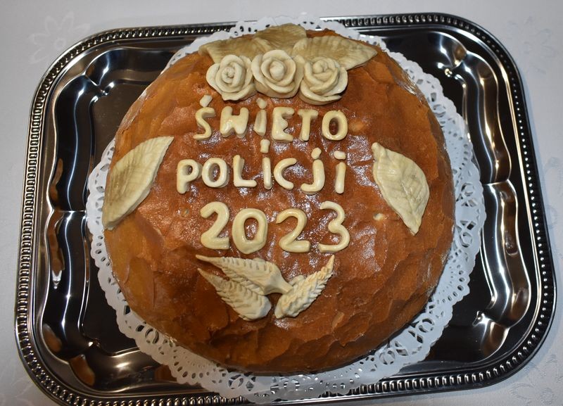 Malbork. Święto Policji – wręczono awanse i odznaczenia.