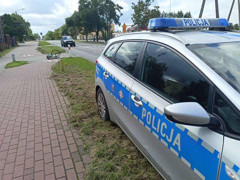 Sztum. Osobówka potrąciła rowerzystę. Mężczyzna trafił do szpitala.