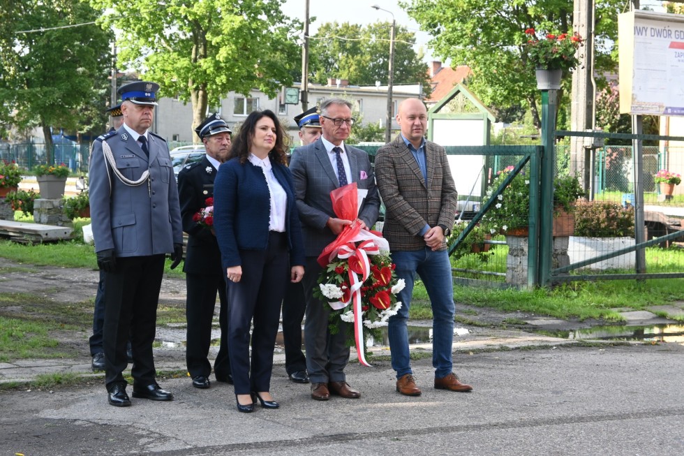 Nowy Dwór Gdański. Upamiętnienie 84. rocznicy wybuchu II wojny światowej.