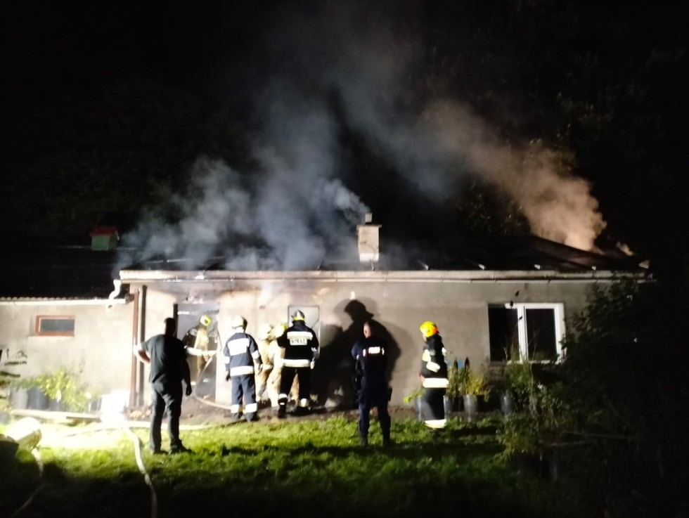 Jantar. Pożar pracowni pszczelarskiej.