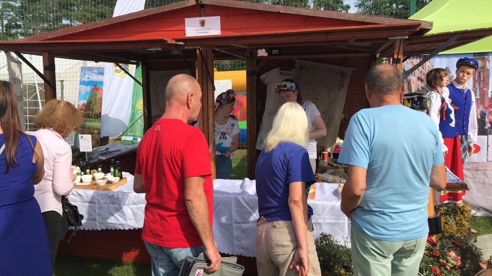 Powiat Sztumski na Pomorskim Święcie Plonów w Szemudzie. Zdjęcia