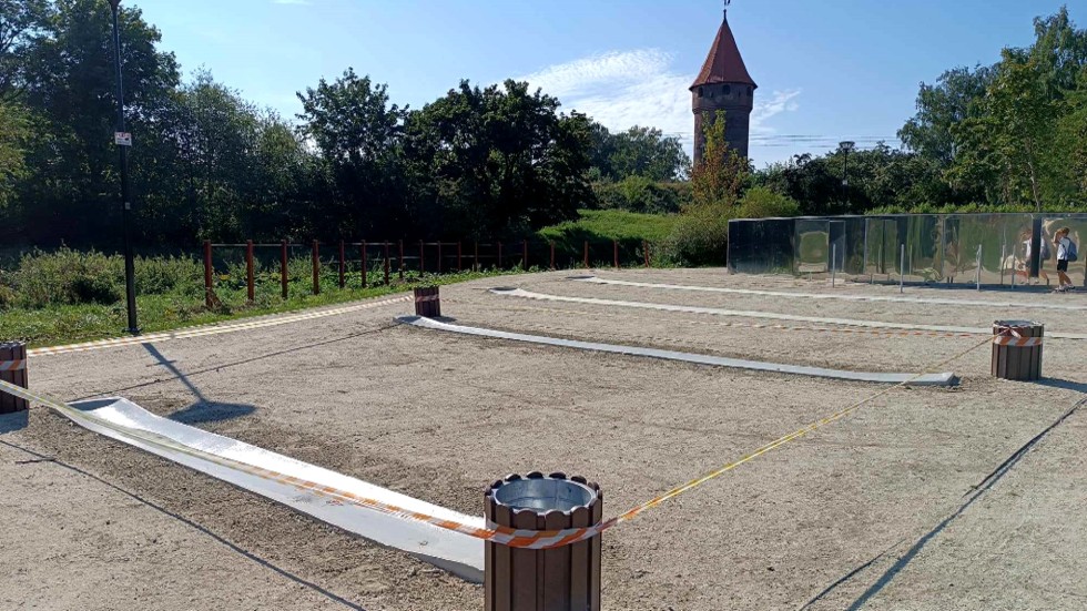 Malbork. Kiedy wrócą kule układu planetarnego na plac zabaw?