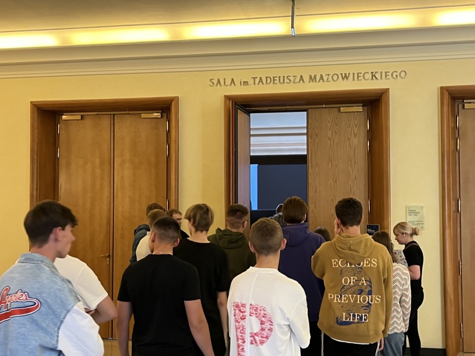 Powiat sztumski. Uczniowie szkół ponadpodstawowych z wizytą w Sejmie RP.