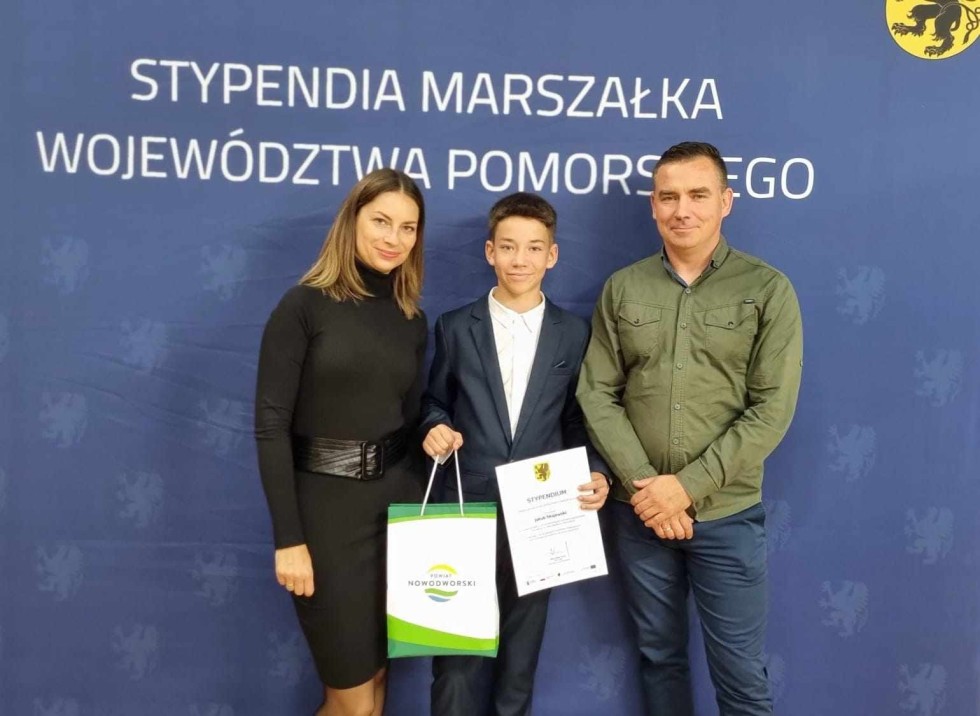Nowy Dwór Gdański. Zdolni z Pomorza – wręczono Stypendia Marszałka Województwa Pomorskiego dla najlepszych uczniów.