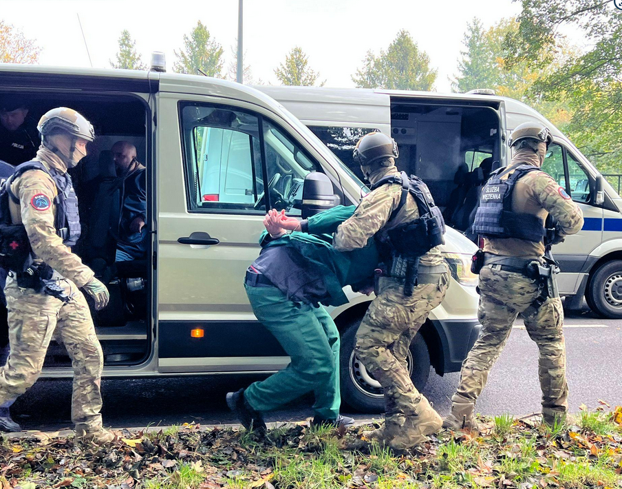 Malbork. Ucieczka osadzonego z zakładu karnego - ćwiczenia służb mundurowych.