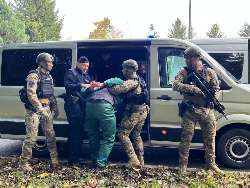 Malbork. Ucieczka osadzonego z zakładu karnego - ćwiczenia służb mundurowych.