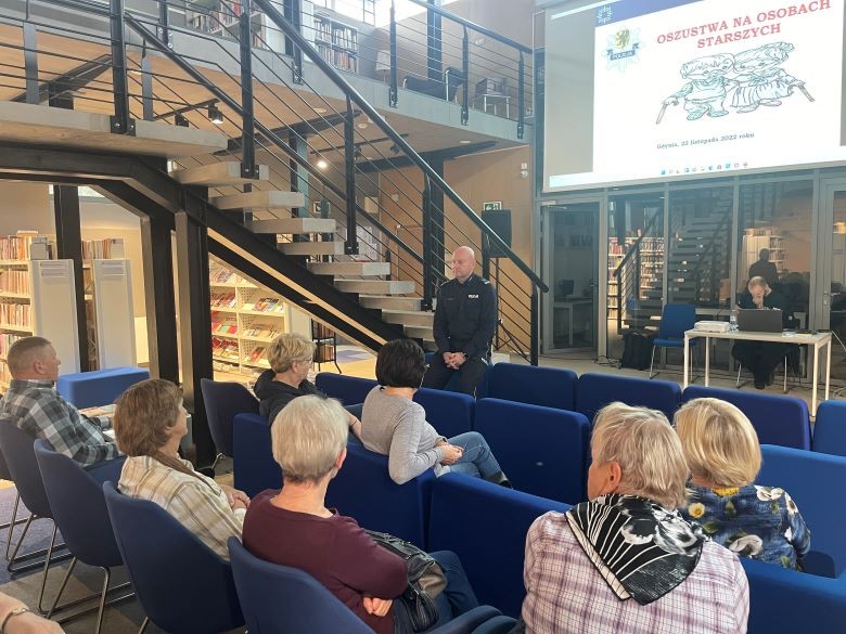 Powiat sztumski. Debata o bezpieczeństwie – spotkanie policjantów z seniorami.