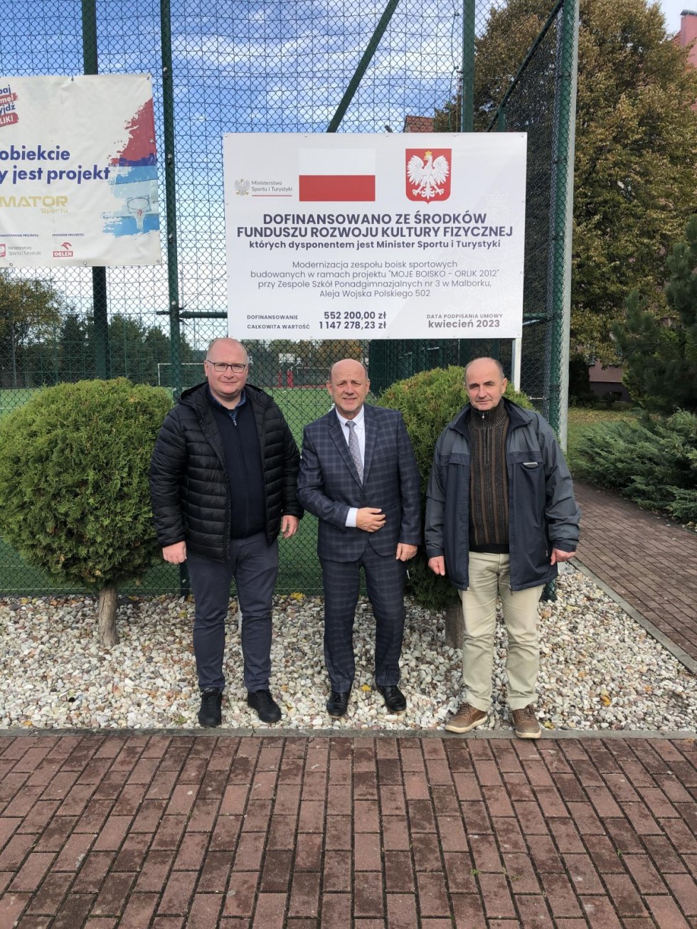 Malbork. Boiska przy Technikum nr 3 doczekały się modernizacji.