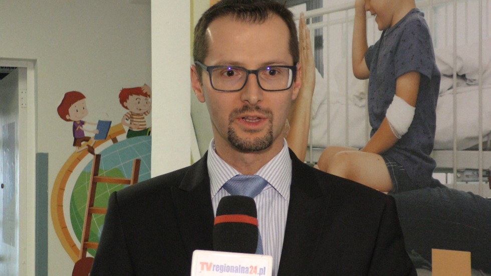 Aby rodzina mogła być razem – Fundacja Ronalda McDonalda przekazała łóżka dla oddziału dziecięcego szpitala w Malborku. [wideo i zdjęcia]