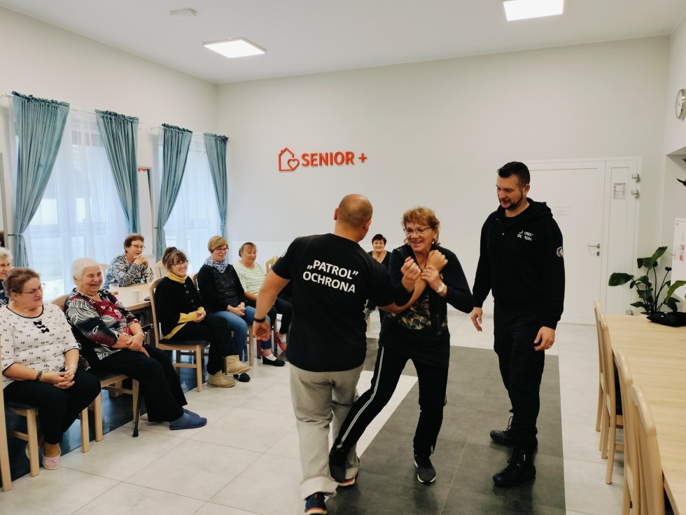Gmina Miłoradz. Seniorzy uczyli się samoobrony.