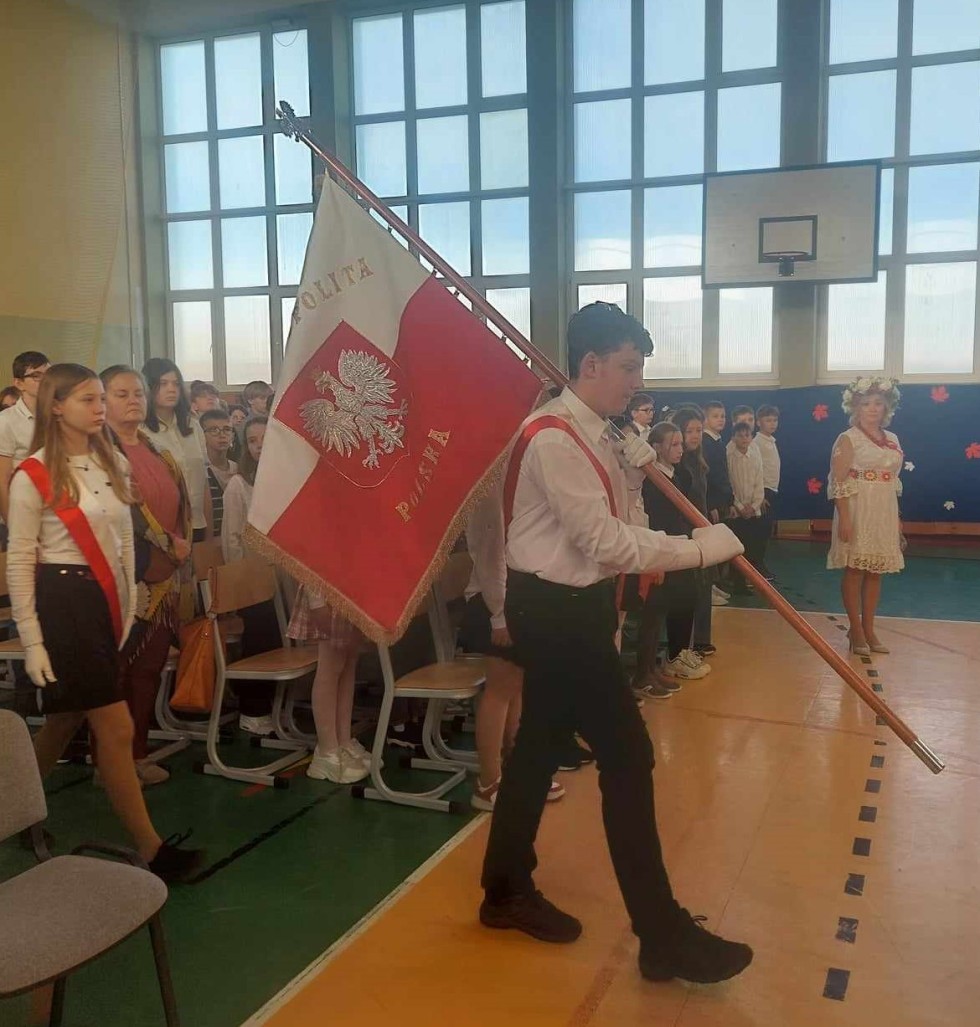 Sztutowo. Polska to mój dom – uroczysty apel w Szkole Podstawowej.