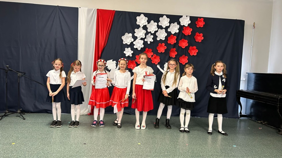 Malbork. Konkurs Pieśni i Piosenki Patriotycznej w SP1.