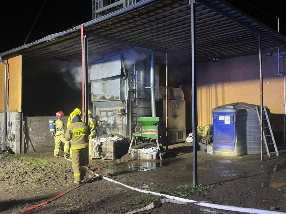 Powiat nowodworski. Pożar hali w Solnicy.