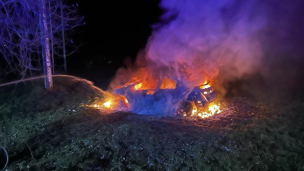 Powiat nowodworski. Pożar osobówki w Jantarze.