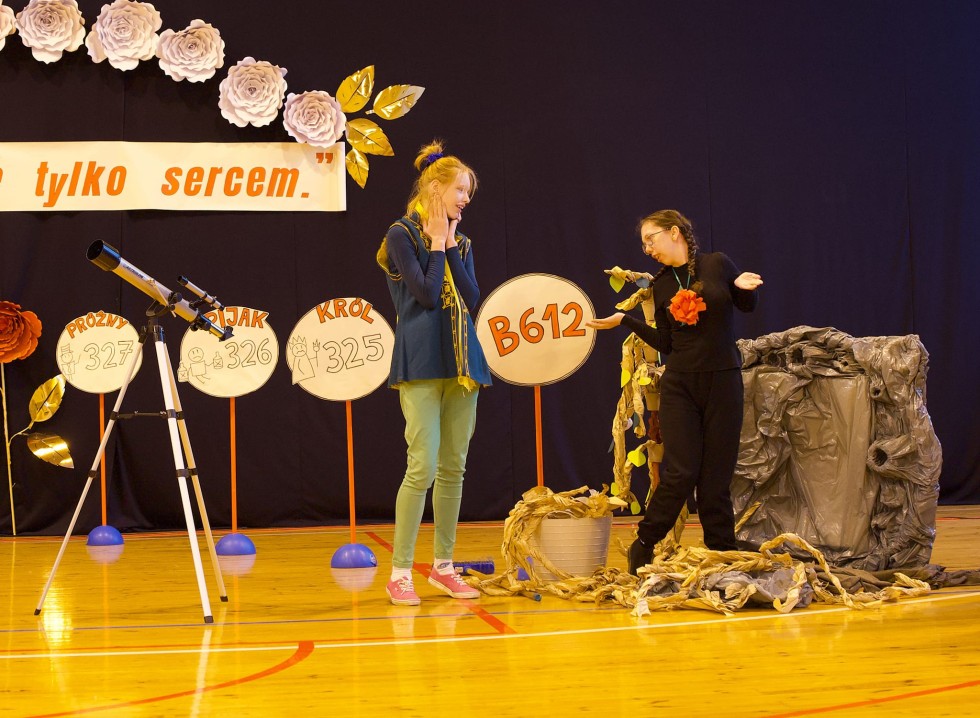 Malbork. Przyjaźń niejedno ma imię – święto teatru w Specjalnym Ośrodku Szkolno – Wychowawczym.
