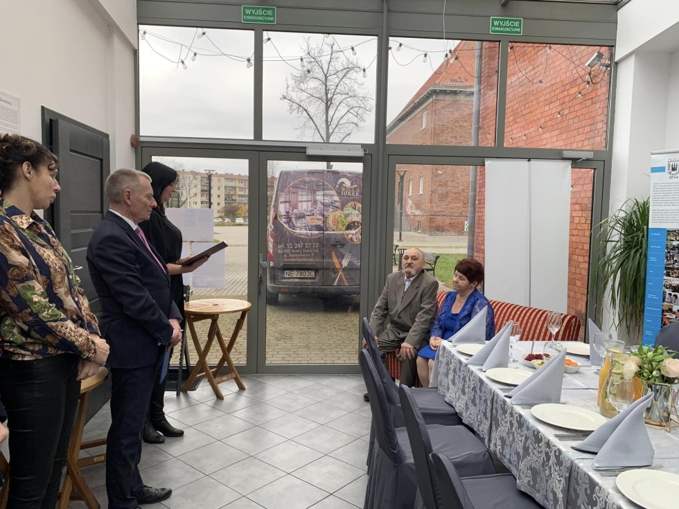 Nowy Dwór Gdański. Złote Gody państwa Danuty i Romana Majchrzak.