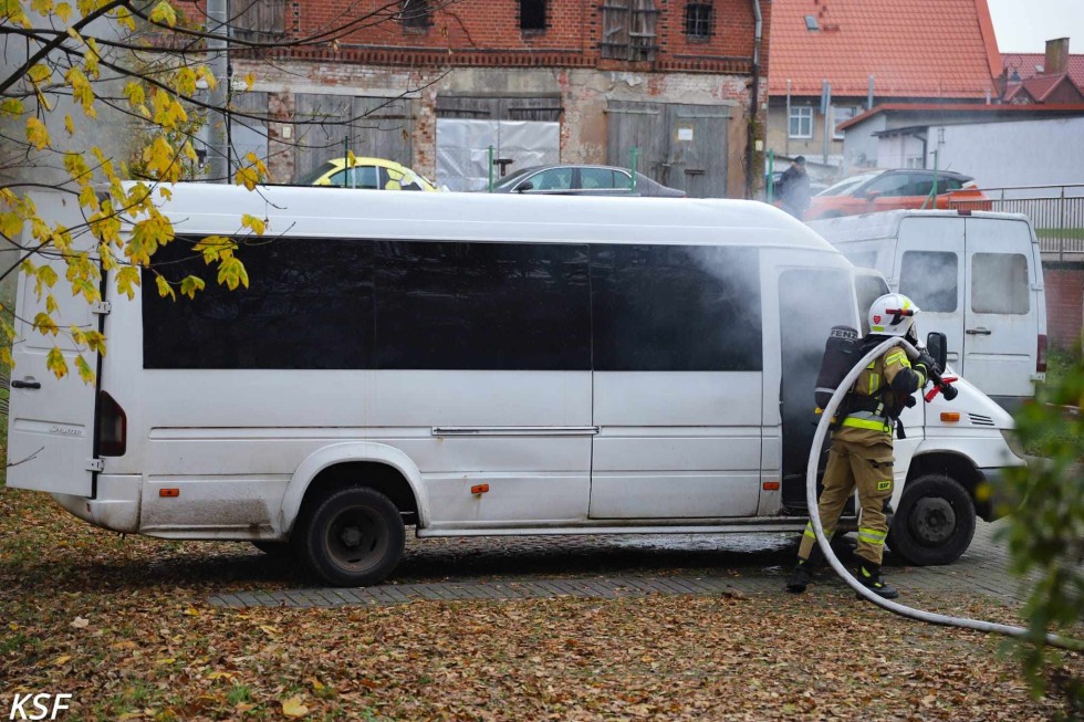 Pożar autobusu w Nowym Stawie – tygodniowy raport malborskich służb mundurowych.
