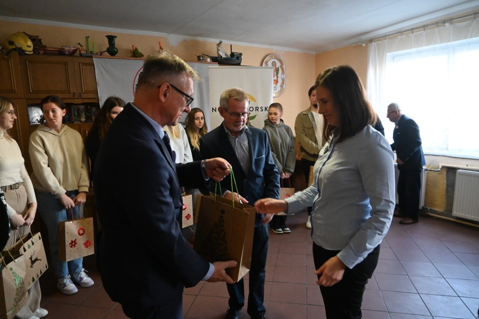 Nowy Dwór Gdański. Młoda krew ratuje życie - Ogólnopolski Turniej Szkół w Honorowym Krwiodawstwie.
