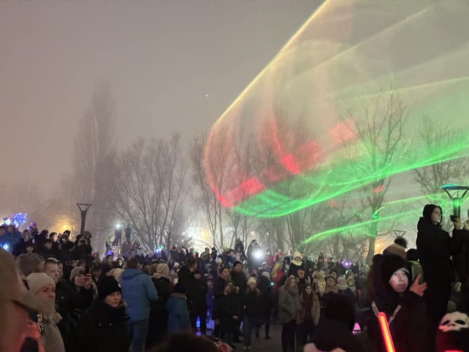 Mieszkańcy Nowego Dworu Gdańskiego przywitali Nowy 2024 Rok.