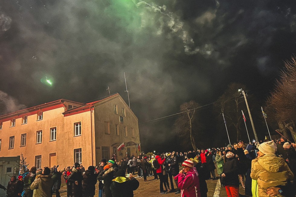 Mieszkańcy Gminy Sztutowo hucznie przywitali 2024 rok. Zdjęcia