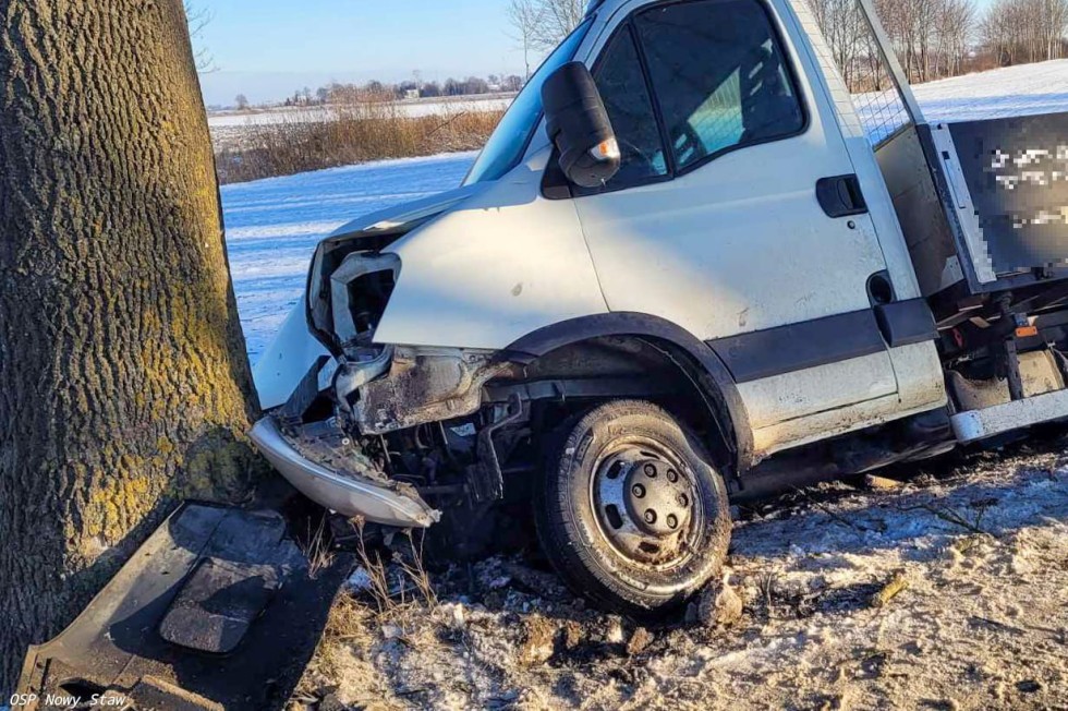 Gmina Nowy Staw. Jedna osoba w szpitalu po wypadku w Brzózkach.