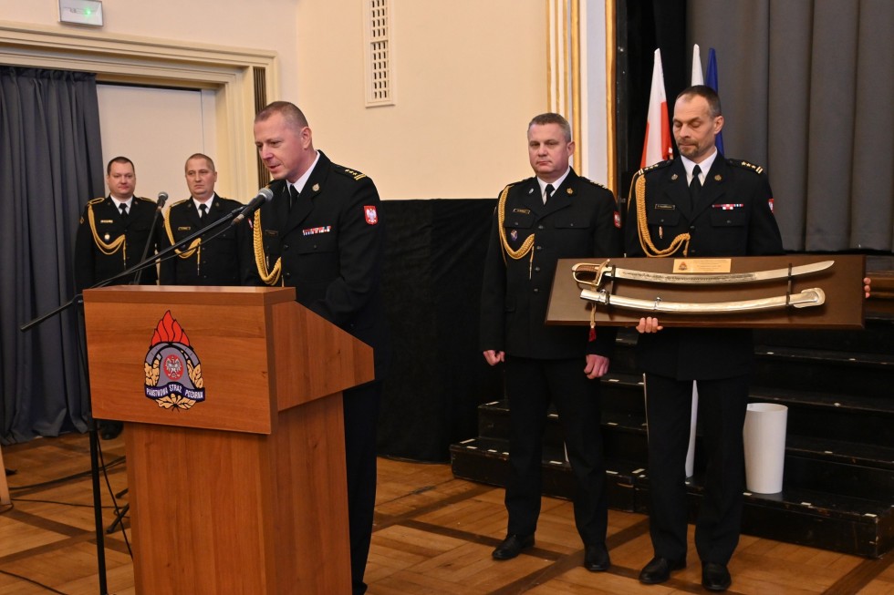 Nowy Dwór Gdański. Komendant mł. bryg. Hubert Grzesiowski zakończył służbę w straży pożarnej.