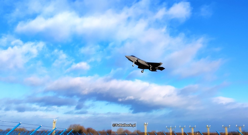 Włoskie F-35A Lightning II w Malborku. Zobacz wideo i zdjęcia - 19 stycznia 2024
