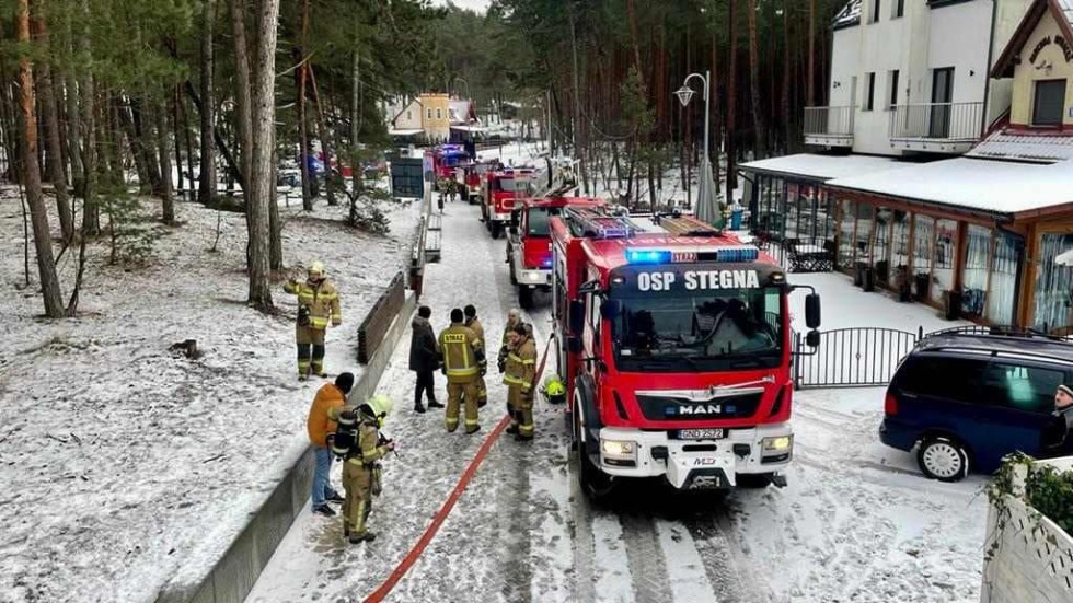 Sztutowo. Pożar w restauracji – poranna akcja strażaków.