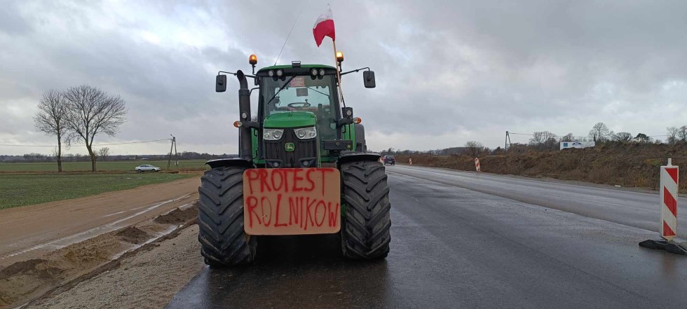 Ogólnoeuropejski Protest Rolników - tak było na DK22 w miejscowości Kończewice. Wideo i zdjęcia