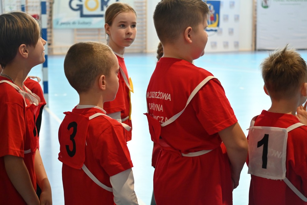 Powiat nowodworski. Za nami I Halowe Dziecięce Zawody Sportowo-Pożarnicze – poznajcie zwycięzców.