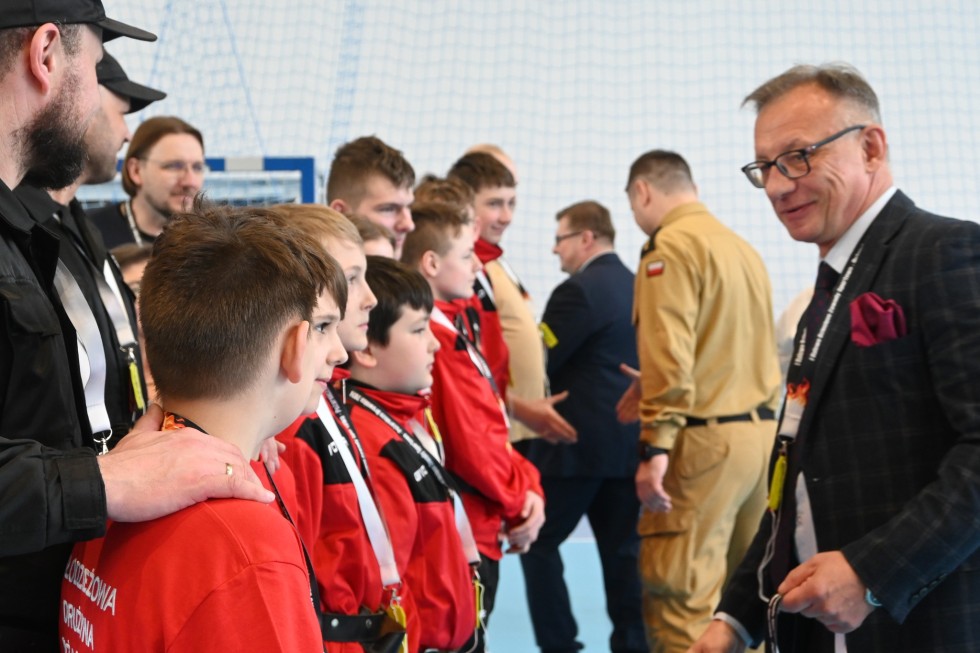 Powiat nowodworski. Za nami I Halowe Dziecięce Zawody Sportowo-Pożarnicze – poznajcie zwycięzców.