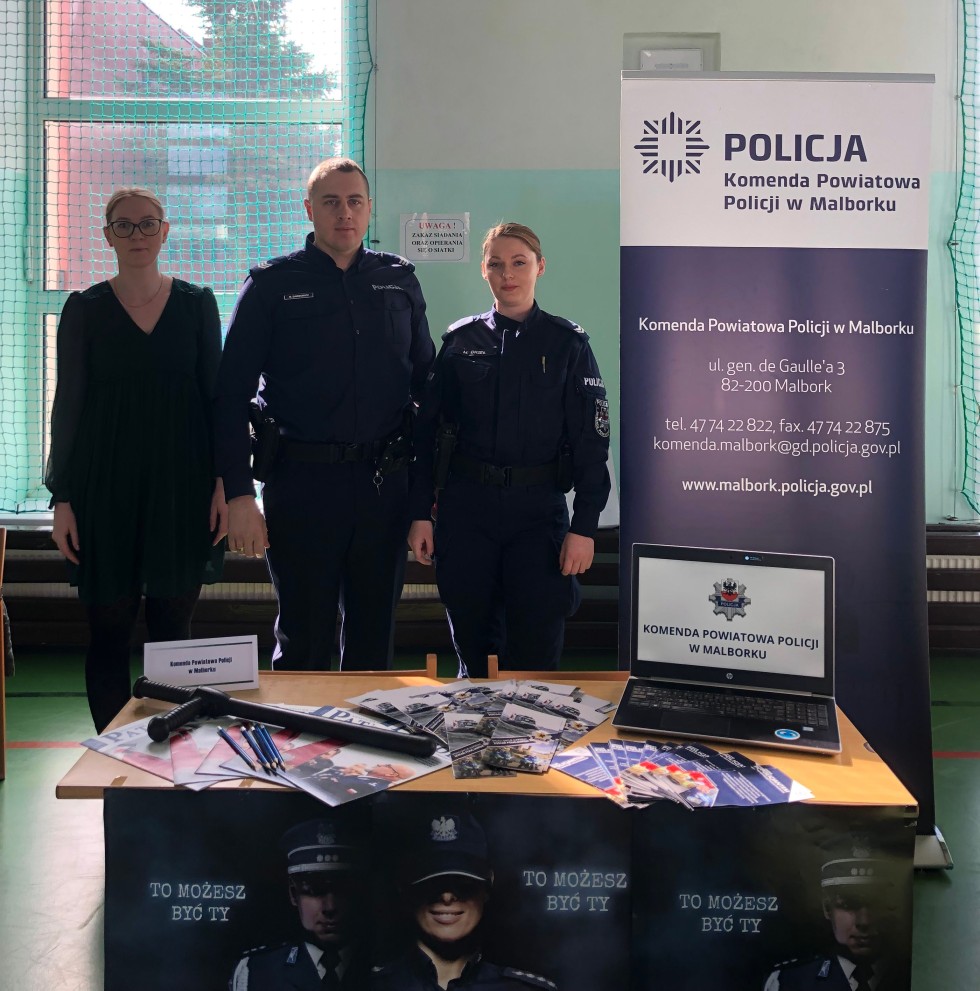 Malbork. Policjanci uczestniczyli w Targach Edukacyjnych.