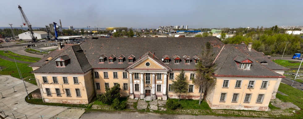 Poczta Morska już oficjalnie zabytkiem - właściciel budynku, Port Gdańsk planuje jej remont.