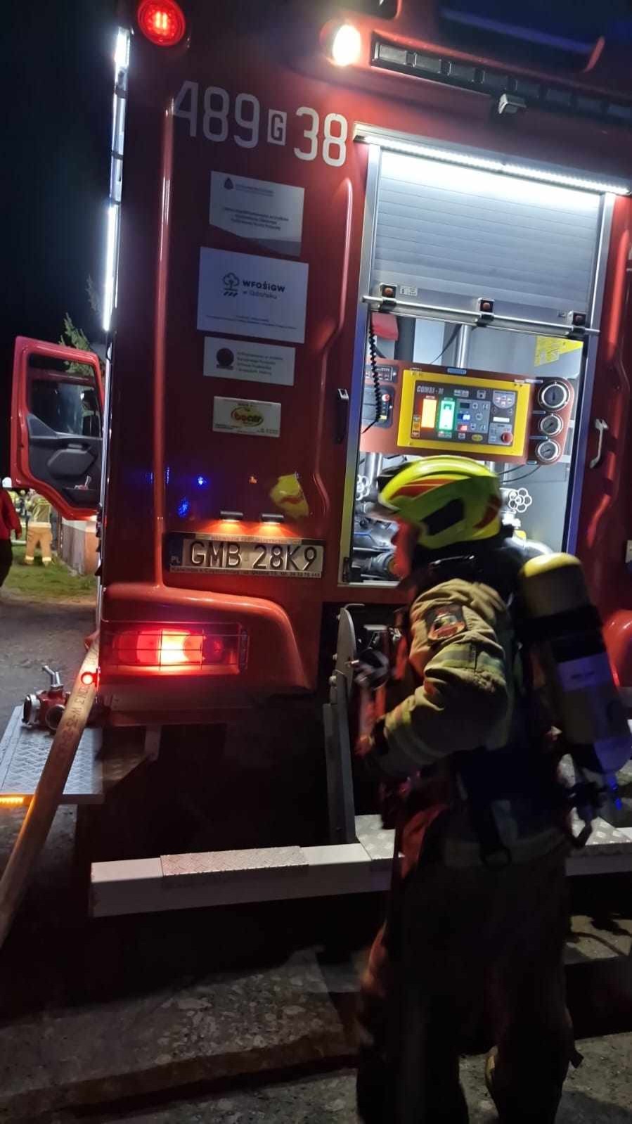 Nocny pożar stodoły w Lasowicach Wielkich – tygodniowy raport malborskich służb mundurowych.
