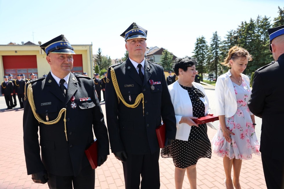 Powiat sztumski. Dzień Strażaka i przekazanie nowych wozów dla OSP Mikołajki Pomorskie i OSP Stary Targ.