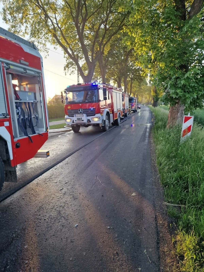 Tragedia w Tczewskich Łąkach – w pożarze zginęła kobieta i 6-letnie dziecko.