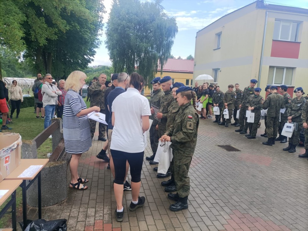 Uczniowie Zespołu Szkół w Dzierzgoniu Mistrzami Kociewskich Zawodów Sportowo – Obronnych w Skórczu.