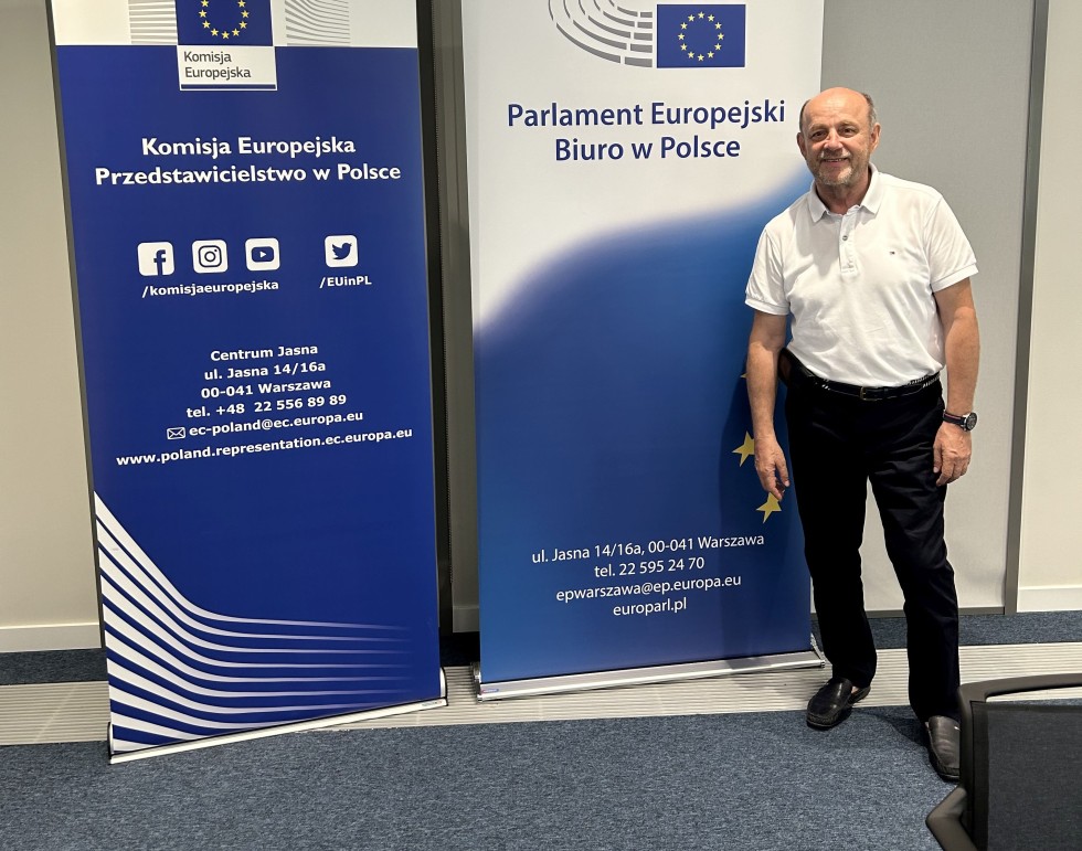 Malbork. Technikum nr 3 kolejny raz Szkołą-Ambasadorem Parlamentu Europejskiego.