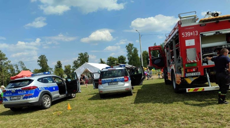 Powiat sztumski. Policjanci na festynie rodzinnym promowali swój zawód.