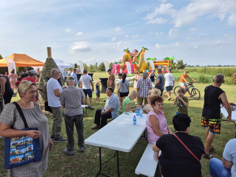 Za nami wakacyjne pikniki rodzinne w Pogorzałej Wsi i Mątowach Małych.