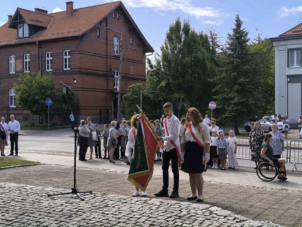 Sztum. Uroczystość z okazji 85. rocznicy wybuchu II wojny światowej.