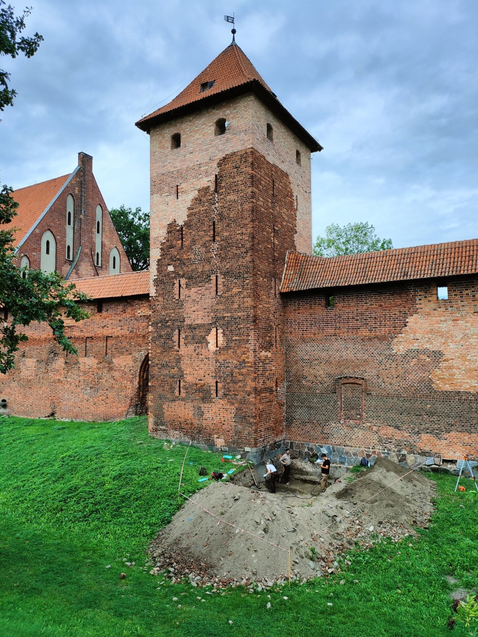 Malbork. Muzealnicy podsumowali tegoroczne badania archeologiczne.