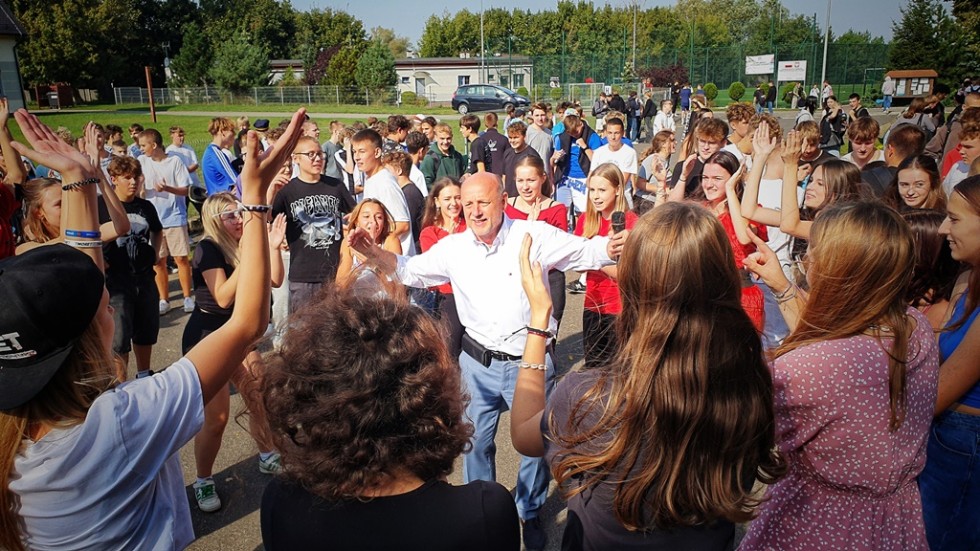Malbork. Chodź, pomaluj mój świat – otrzęsiny w Technikum nr 3.