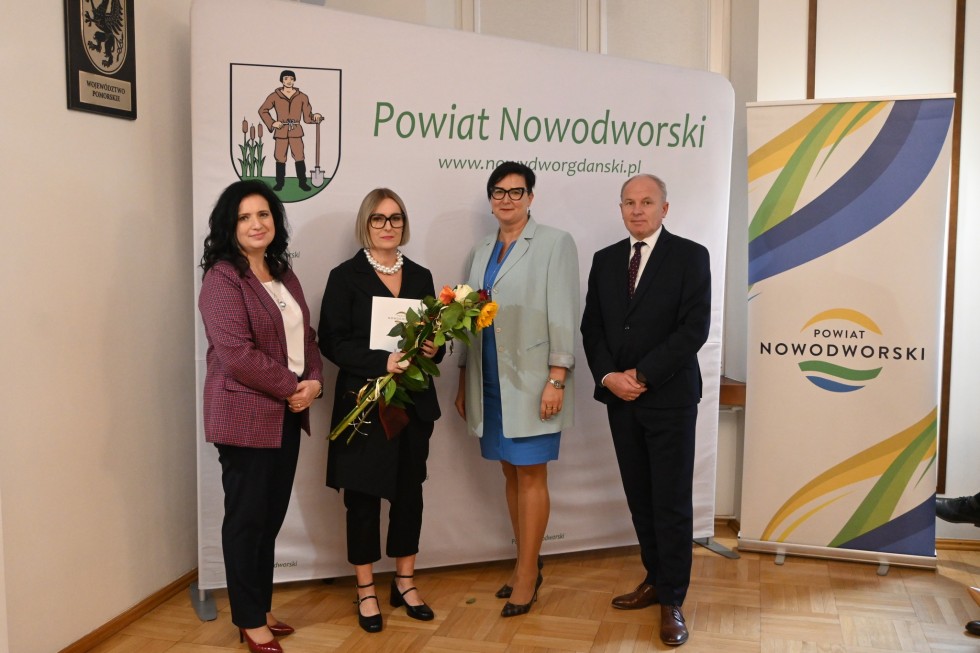 Nowy Dwór Gdański. Dzień Edukacji Narodowej i nagrody dla nauczycieli.