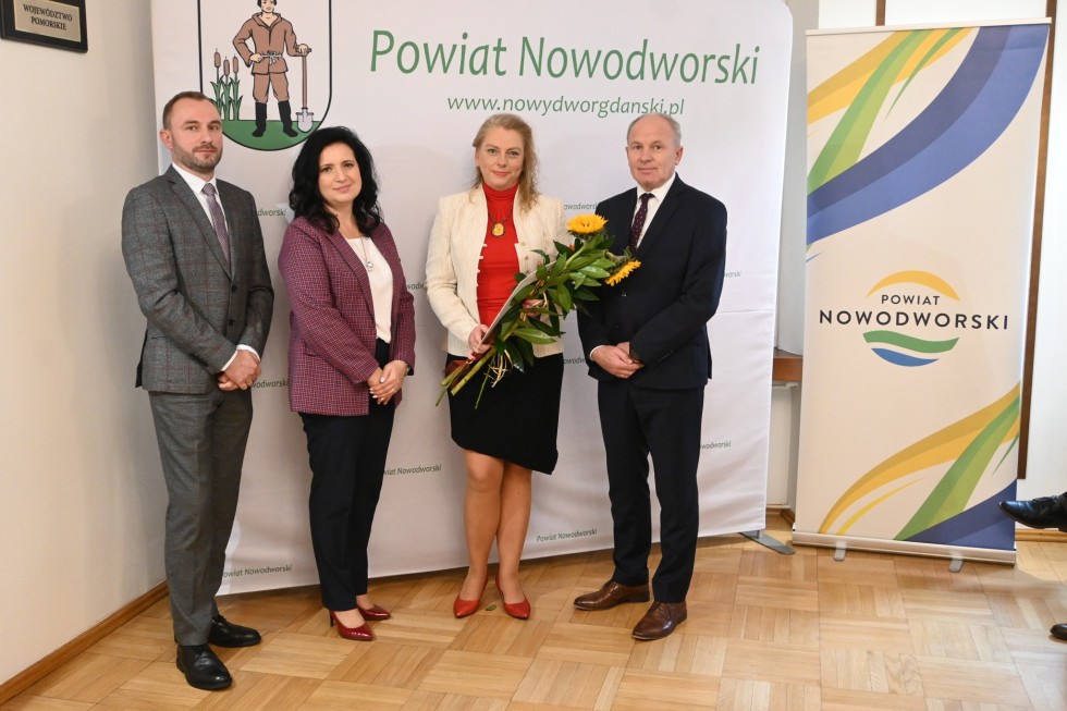 Nowy Dwór Gdański. Dzień Edukacji Narodowej i nagrody dla nauczycieli.