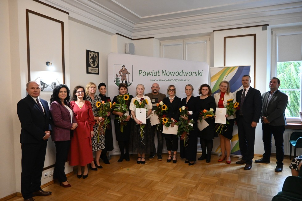 Nowy Dwór Gdański. Dzień Edukacji Narodowej i nagrody dla nauczycieli.